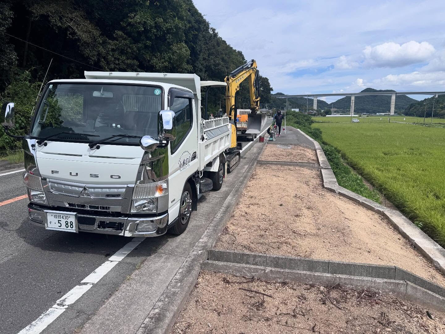 いつもお世話になってる光和興業さんの応援で県土木工事