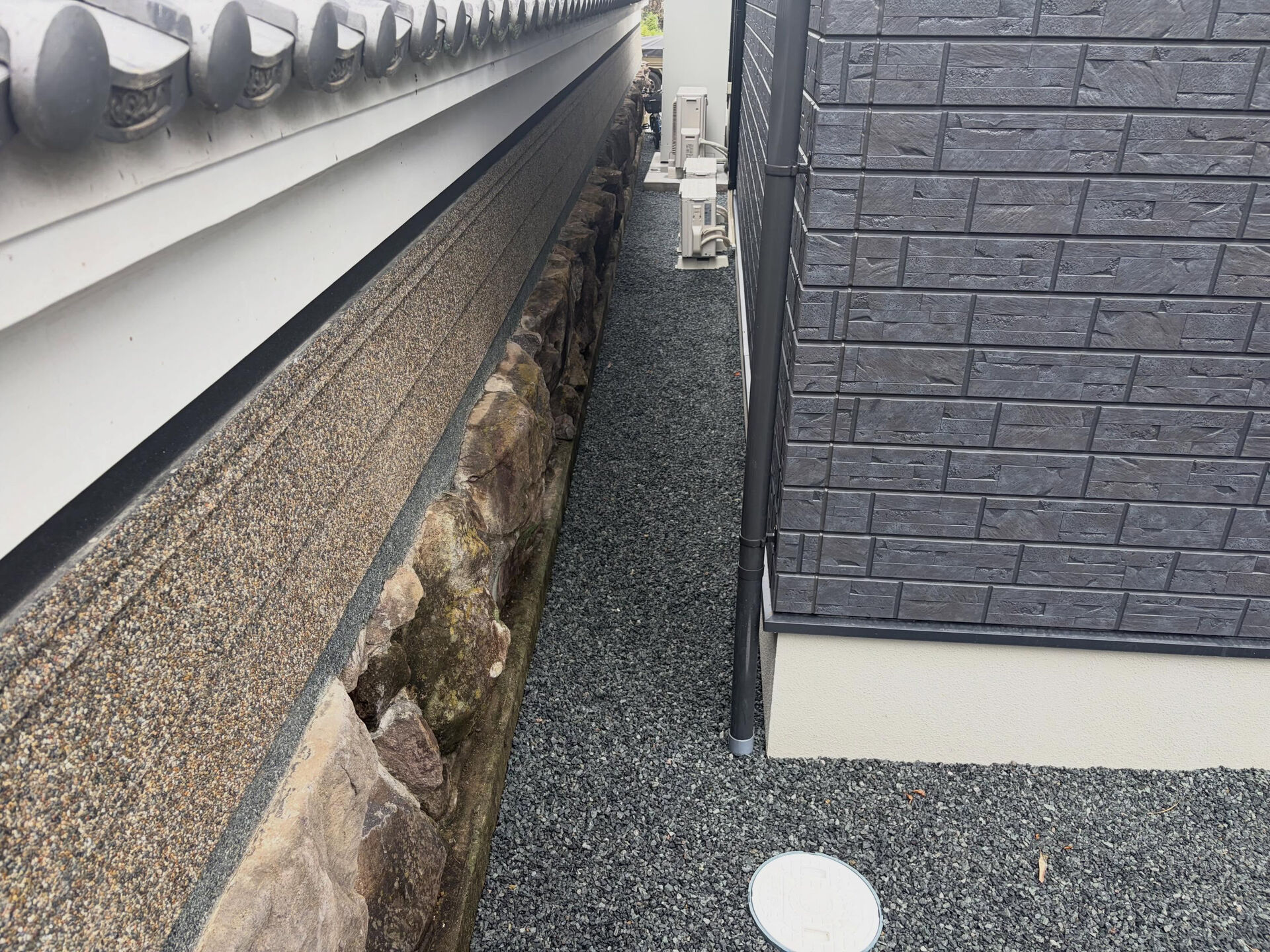 姫路市内の外構工事現場になります